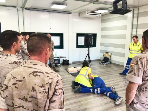Tablada Centenaria Aviación - El Segundo Escuadrón De Apoyo Al Despliegue Aéreo Seada Realiza Las Segundas Jornadas En Materia Sanitaria Con La Escuela Samu